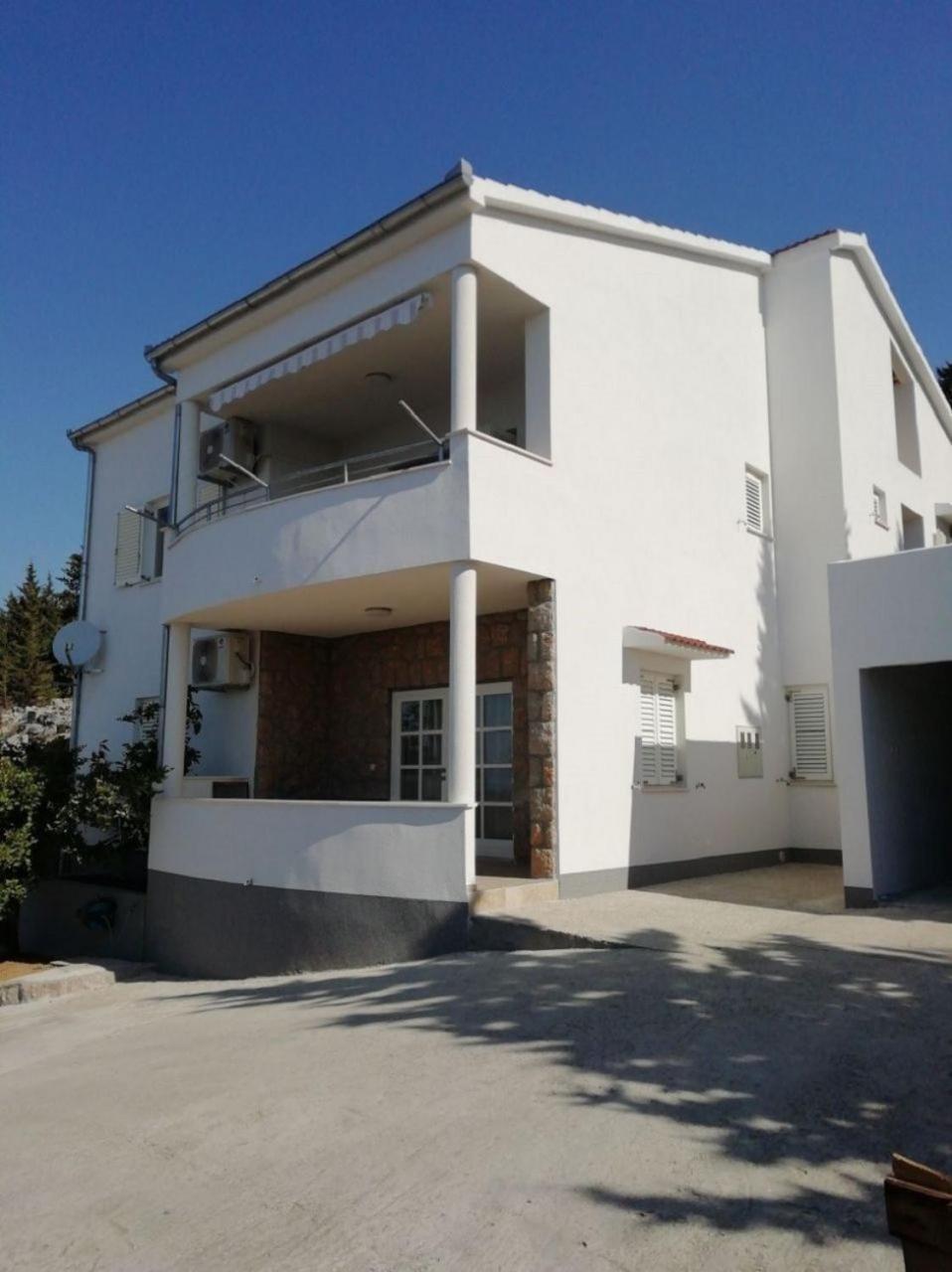 Apartment Ante สตารีกราด-ปาเคลนีซา ภายนอก รูปภาพ
