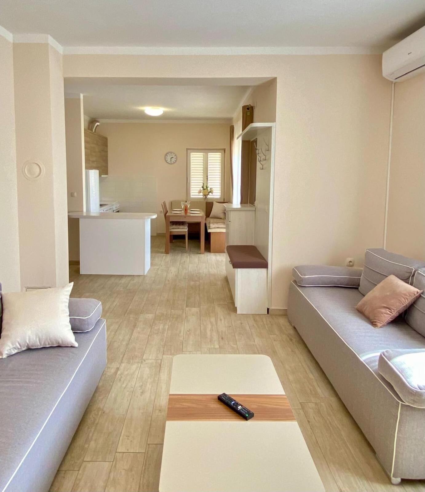Apartment Ante สตารีกราด-ปาเคลนีซา ภายนอก รูปภาพ